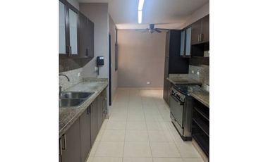 ALQUILER DE APARTAMENTO EN COSTA DEL ESTE  202 M2 PARQUE DEL MAR