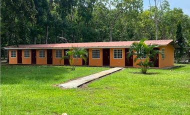 21 CABAÑAS con piscinas EN SANTA MONICA, RIO HATO cv