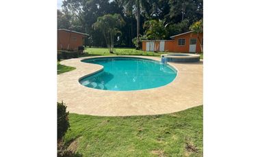 21 CABAÑAS con piscinas EN SANTA MONICA, RIO HATO cv