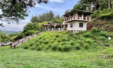 VENTA o alquiler CASA EN ALTOS DEL MARIA 1400 M2 CV