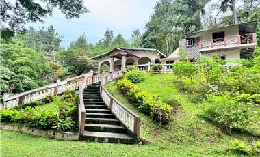 VENTA o alquiler CASA EN ALTOS DEL MARIA 1400 M2 CV