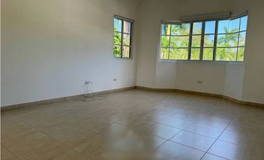 VENTA DE CASA COSTA DEL ESTE 4 REC CON PISCINA EN COSTA SERENA