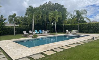 Venta: Espectacular villa de playa en Bijao a un súper precio!
