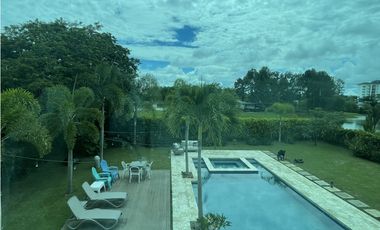 Venta: Espectacular villa de playa en Bijao a un súper precio!