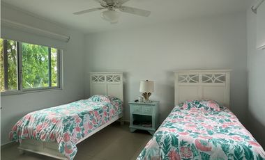Venta: Espectacular villa de playa en Bijao a un súper precio!