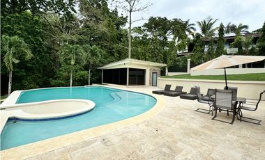 Venta de casa en Clayton