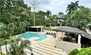 Venta de casa en Clayton