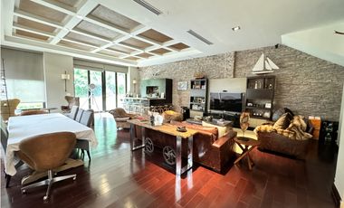 Venta de casa en Clayton
