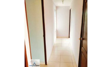 Se alquila hermosa casa en Los Algarrobos! Super amplia y elegante