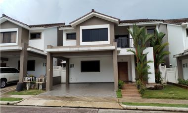 GANGA VENTA CASA MONTBLANC BRISAS NORTE (JM)