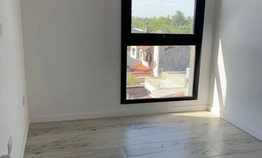 Departamento en venta de 3 dormitorios c/ cochera en Ituzaingó Centro