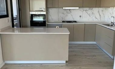 Departamento en venta de 3 dormitorios c/ cochera en Ituzaingó Centro