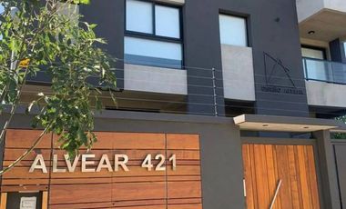 Departamento en venta de 3 dormitorios c/ cochera en Ituzaingó Centro