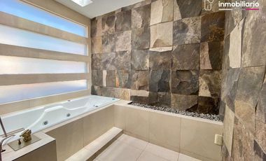 Casa en Venta  La Herradura