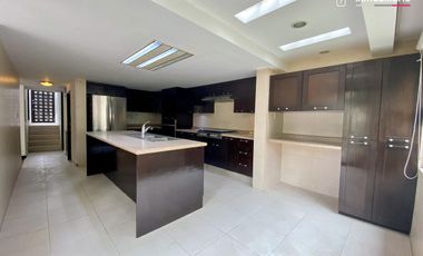 Casa en Venta  La Herradura