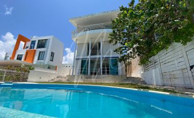 Casa en Venta Beach Front en Cancun, Punta Sam, Puerto Juárez