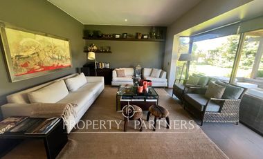 Acogedora casa sólida con amplio jardín en Las Brisas de Santo Domingo