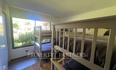 Acogedora casa sólida con amplio jardín en Las Brisas de Santo Domingo