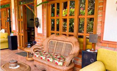 CASA CAMPESTRE EN COPACABANA MUY CERCA A LA CIUDAD