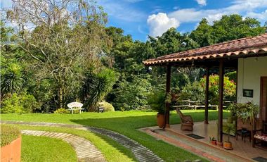 CASA CAMPESTRE EN COPACABANA MUY CERCA A LA CIUDAD