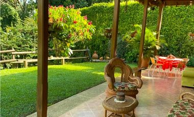 CASA CAMPESTRE EN COPACABANA MUY CERCA A LA CIUDAD
