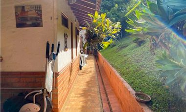 CASA CAMPESTRE EN COPACABANA MUY CERCA A LA CIUDAD
