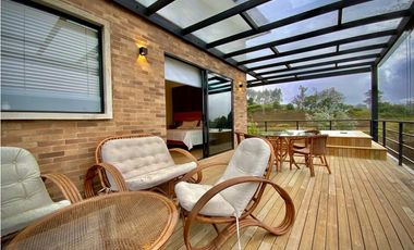 Venta Casa Campestre moderna como nueva Parcelacion La Ceja