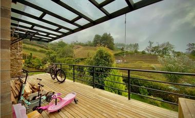 Venta Casa Campestre moderna como nueva Parcelacion La Ceja