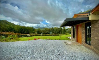 Venta Casa Campestre para Estrenar Parcelacion lote 100% Plano La Ceja