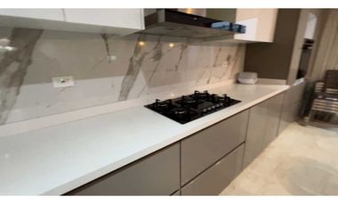 SE VENDE CASA BARRIO LA ESPERANZA