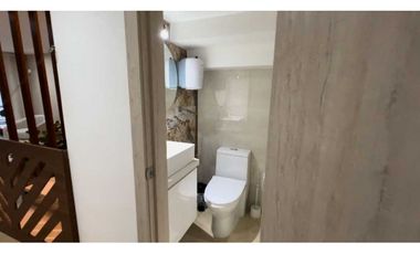 SE VENDE CASA BARRIO LA ESPERANZA