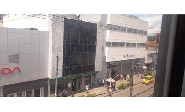 Vendo o Arriendo Edificio restrepo