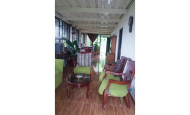 SE VENDE HERMOSA FINCA  POR EL MIRADOR  ESTANQUILLO ALTO