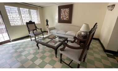 SE VENDE O ARRIENDA CASA CON POTENCIAL COMERCIAL, CENTRO HISTÓRICO