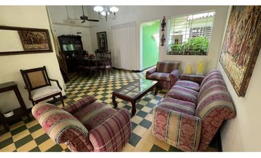 SE VENDE O ARRIENDA CASA CON POTENCIAL COMERCIAL, CENTRO HISTÓRICO