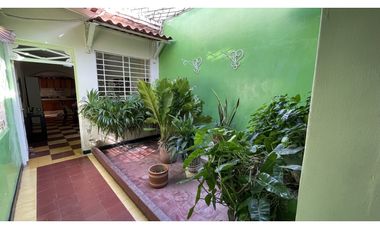 SE VENDE O ARRIENDA CASA CON POTENCIAL COMERCIAL, CENTRO HISTÓRICO