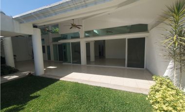 Casa sola en venta un nivel en Cuernavaca ACEPTO CREDITOS