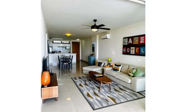 SE VENDE BELLO APARTAMENTO DE PLAYA EN SAN CARLOS