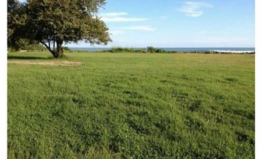 SE VENDE TERRENO BEACHFRONT FRENTE LA PLAYA