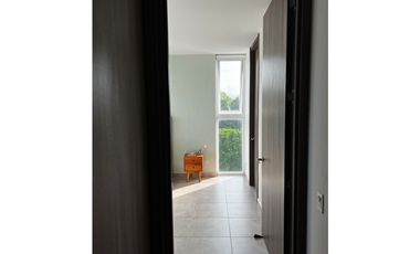 Venta: 2 recámaras en PH Hacienda Golf, vía Club de Golf