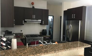 Venta o alquiler: Casa 3 habitaciones en Hacienda Pacífica, San Carlos