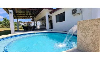 VENTA DE CASA DE PLAYA EN SAN CARLOS CON 600MTS