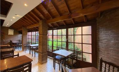 EXCELENTE LOCAL GASTRONOMICO EN ESQUINA, SOBRE AVENIDA 3