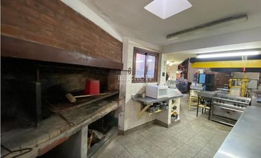 EXCELENTE LOCAL GASTRONOMICO EN ESQUINA, SOBRE AVENIDA 3