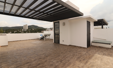 CASA EN VENTA EN MORELIA, CON ACCESO A CANCHA DE PADEL, ZONA ALTOZANO