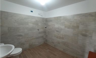 VENDO FINCA MARINILLA VIA PEÑOL 8 MIL METROS CH