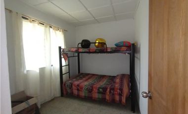 VENDO FINCA MARINILLA VIA PEÑOL 8 MIL METROS CH
