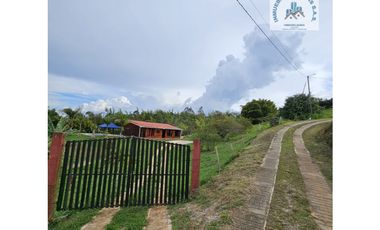ref 898a lago calima/ en parcelación /vendo casa campestre