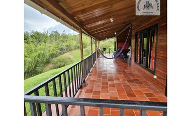 ref 898a lago calima/ en parcelación /vendo casa campestre