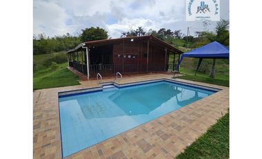 ref 898a lago calima/ en parcelación /vendo casa campestre